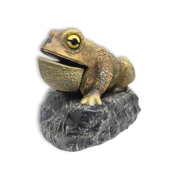 Ashland Halloween Animated Croaking Toad, Motion Activated W/ Sound (See Video) - Picture 3 of 12